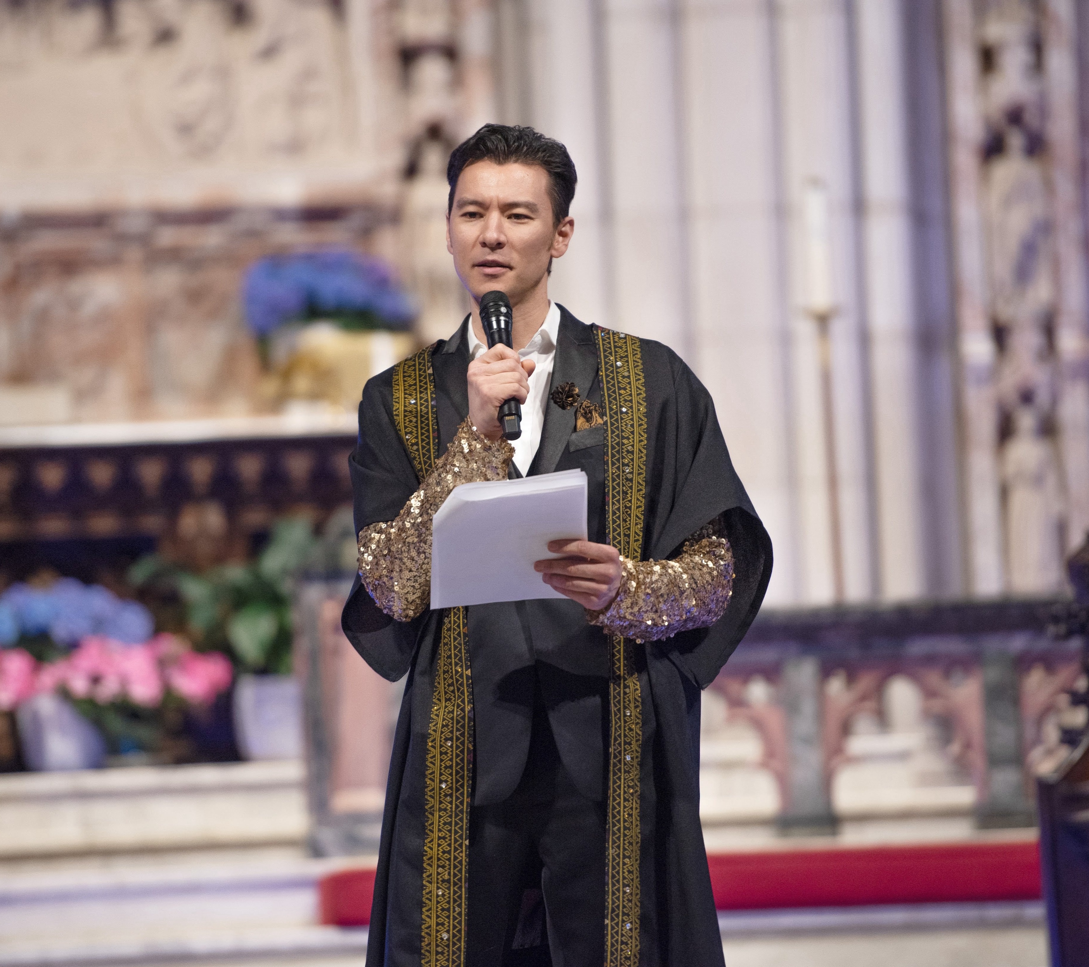 Scott Dion Brown hosts Paraíso: Heaven & Earth